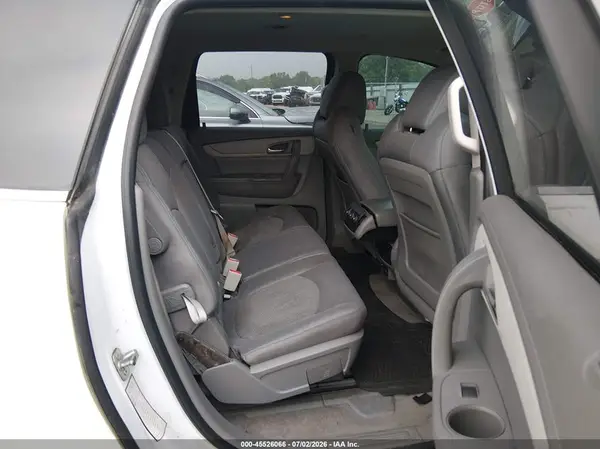 1GNKRGKD1HJ164801 2017 CHEVROLET TRAVERSE - Image 8