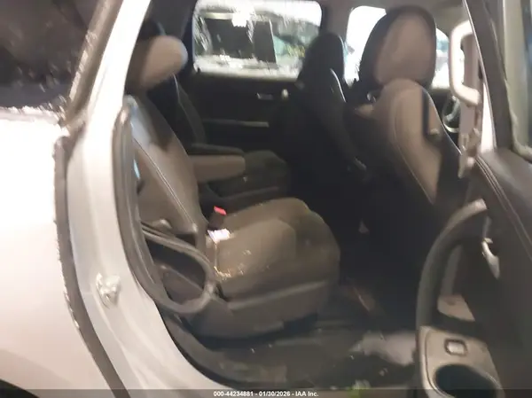 1GNKRGKD1HJ170016 2017 CHEVROLET TRAVERSE - Image 8