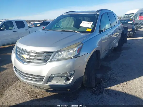1GNKRGKD1HJ198625 2017 CHEVROLET TRAVERSE - Image 2