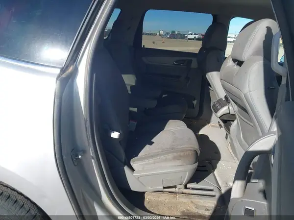 1GNKRGKD1HJ204021 2017 CHEVROLET TRAVERSE - Image 8