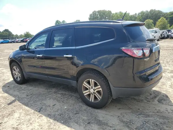 1GNKRGKD1HJ207324 2017 CHEVROLET TRAVERSE - Image 2