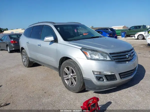 1GNKRGKD1HJ212961 2017 CHEVROLET TRAVERSE - Image 1