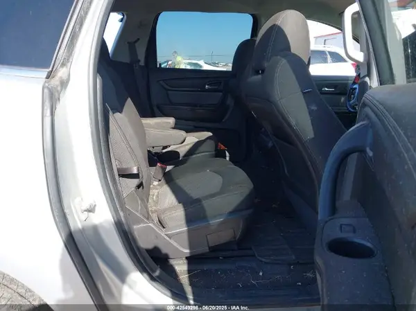 1GNKRGKD1HJ212961 2017 CHEVROLET TRAVERSE - Image 8