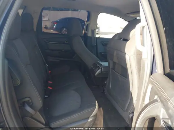 1GNKRGKD1HJ278930 2017 CHEVROLET TRAVERSE - Image 8