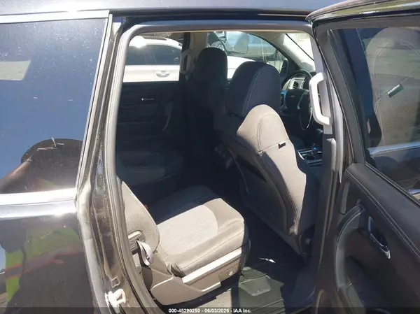 1GNKRGKD1HJ279110 2017 CHEVROLET TRAVERSE - Image 8