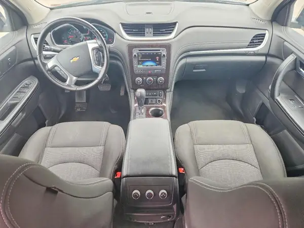 1GNKRGKD1HJ287885 2017 CHEVROLET TRAVERSE - Image 8