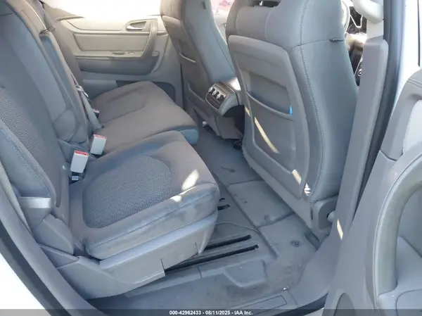 1GNKRGKD1HJ292178 2017 CHEVROLET TRAVERSE - Image 8