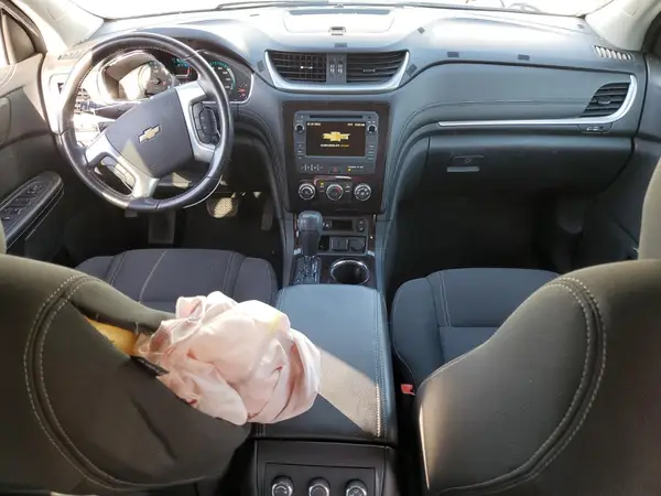 1GNKRGKD1HJ293881 2017 CHEVROLET TRAVERSE - Image 8