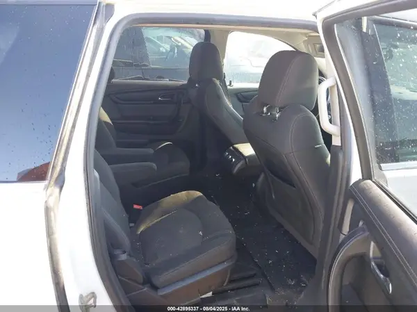 1GNKRGKD1HJ294366 2017 CHEVROLET TRAVERSE - Image 8