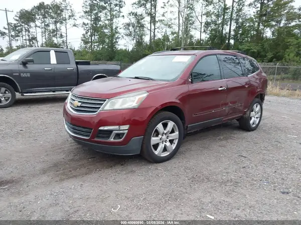 1GNKRGKD1HJ298000 2017 CHEVROLET TRAVERSE - Image 2
