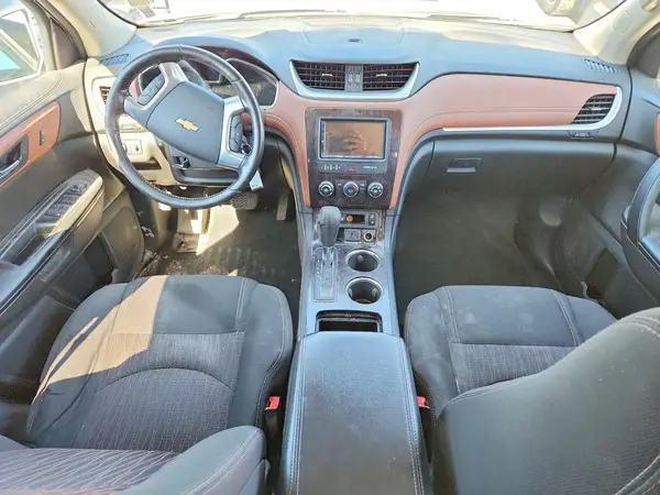 1GNKRGKD1HJ327284 2017 CHEVROLET TRAVERSE - Image 8