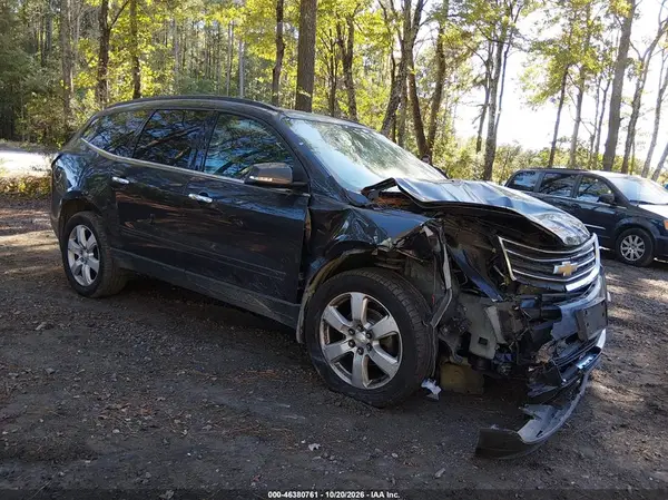 1GNKRGKD1HJ332338 2017 CHEVROLET TRAVERSE - Image 1
