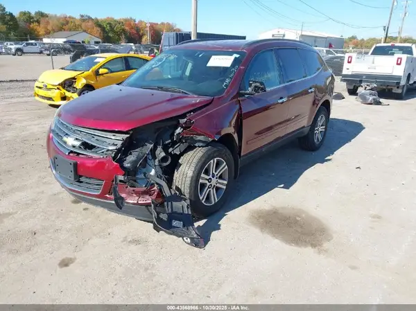 1GNKRGKD1HJ333828 2017 CHEVROLET TRAVERSE - Image 2
