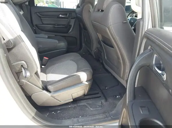 1GNKRGKD1HJ337779 2017 CHEVROLET TRAVERSE - Image 8