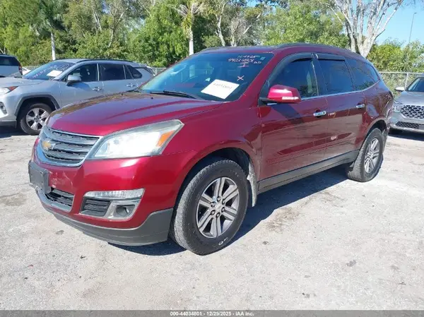 1GNKRGKD1HJ345154 2017 CHEVROLET TRAVERSE - Image 2