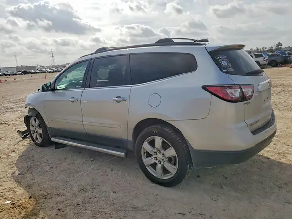 1GNKRGKD1HJ349964 2017 CHEVROLET TRAVERSE - Image 2