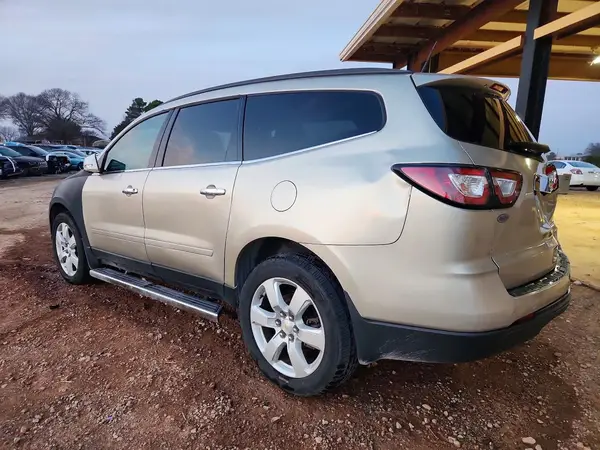 1GNKRGKD2GJ123415 2016 CHEVROLET TRAVERSE - Image 2