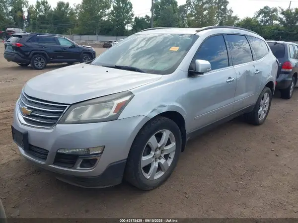 1GNKRGKD2GJ173537 2016 CHEVROLET TRAVERSE - Image 2