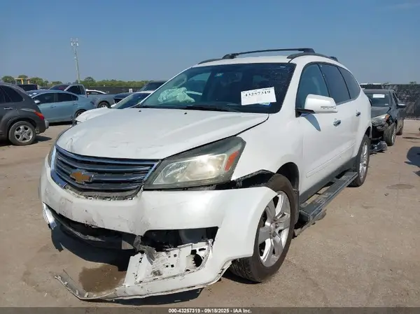 1GNKRGKD2GJ232022 2016 CHEVROLET TRAVERSE - Image 2