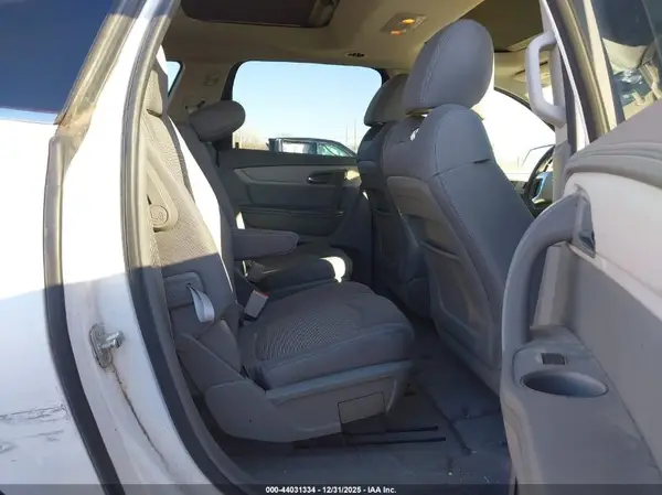 1GNKRGKD2GJ272259 2016 CHEVROLET TRAVERSE - Image 8