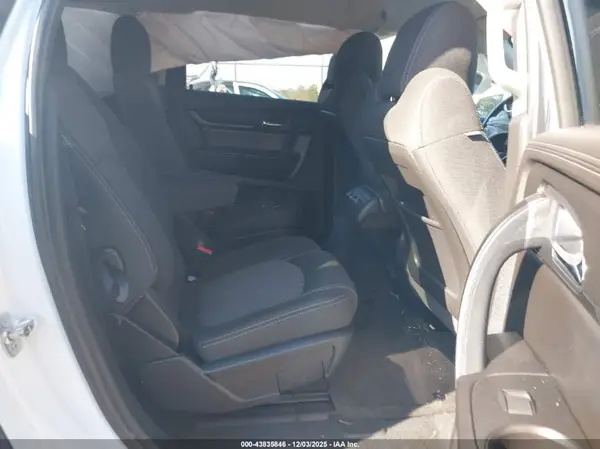 1GNKRGKD2HJ103618 2017 CHEVROLET TRAVERSE - Image 8