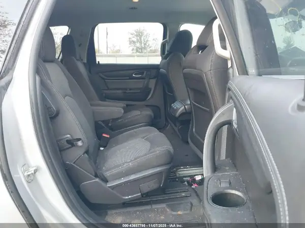 1GNKRGKD2HJ108706 2017 CHEVROLET TRAVERSE - Image 8