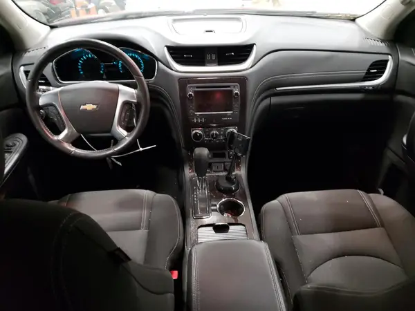 1GNKRGKD2HJ110729 2017 CHEVROLET TRAVERSE - Image 8