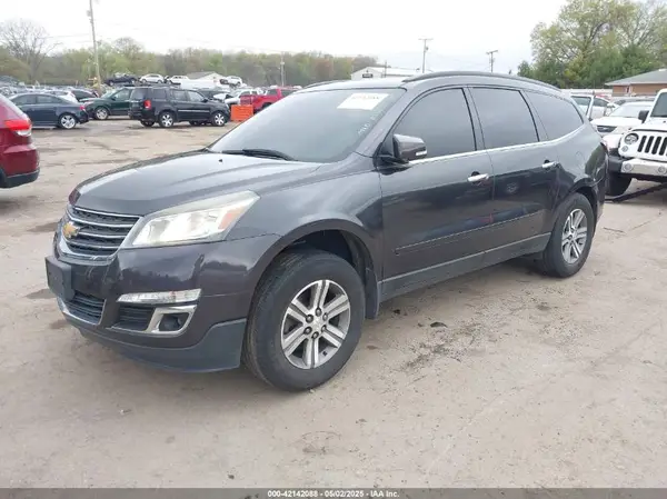 1GNKRGKD2HJ118023 2017 CHEVROLET TRAVERSE - Image 2