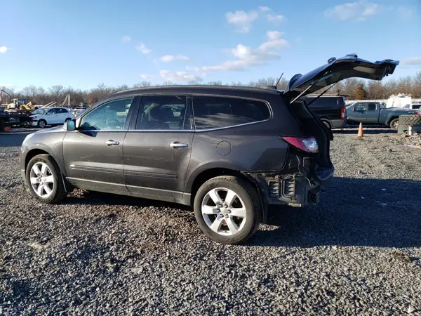 1GNKRGKD2HJ119267 2017 CHEVROLET TRAVERSE - Image 2