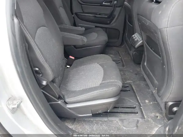 1GNKRGKD2HJ131550 2017 CHEVROLET TRAVERSE - Image 8