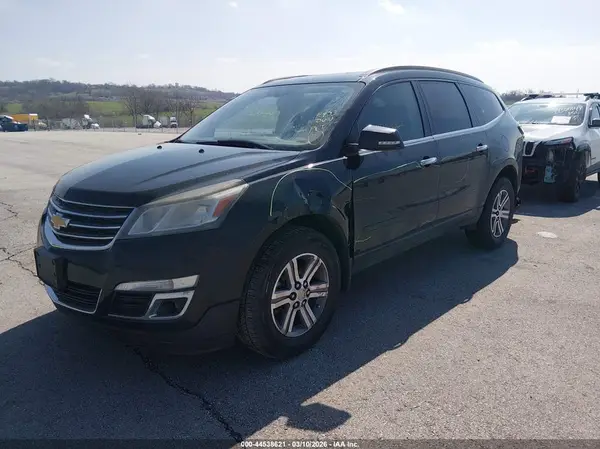 1GNKRGKD2HJ162832 2017 CHEVROLET TRAVERSE - Image 2