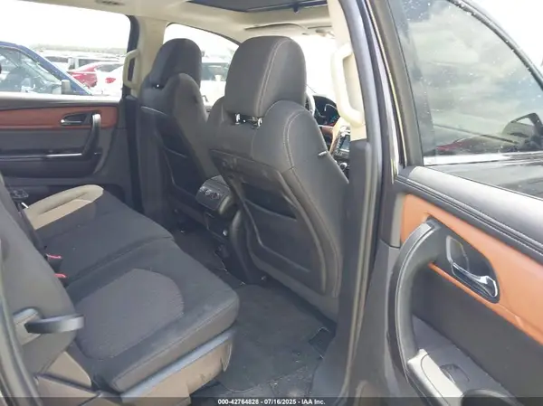 1GNKRGKD2HJ173944 2017 CHEVROLET TRAVERSE - Image 8