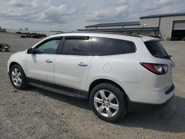 1GNKRGKD2HJ185642 2017 CHEVROLET TRAVERSE - Image 2
