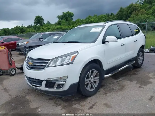 1GNKRGKD2HJ191120 2017 CHEVROLET TRAVERSE - Image 2