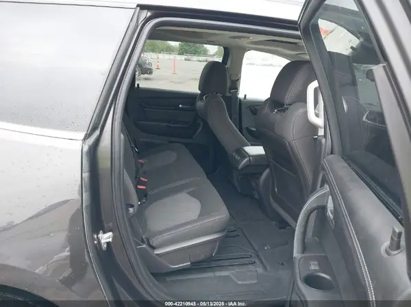 1GNKRGKD2HJ198102 2017 CHEVROLET TRAVERSE - Image 8