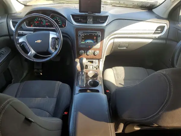 1GNKRGKD2HJ198830 2017 CHEVROLET TRAVERSE - Image 8