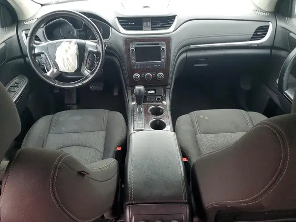 1GNKRGKD2HJ201483 2017 CHEVROLET TRAVERSE - Image 8