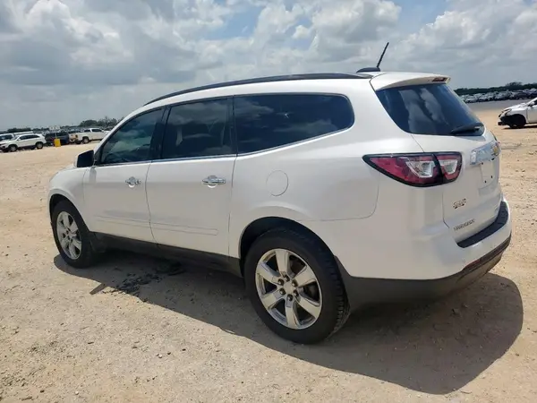 1GNKRGKD2HJ204092 2017 CHEVROLET TRAVERSE - Image 2