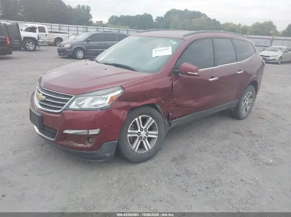 1GNKRGKD2HJ205761 2017 CHEVROLET TRAVERSE - Image 2