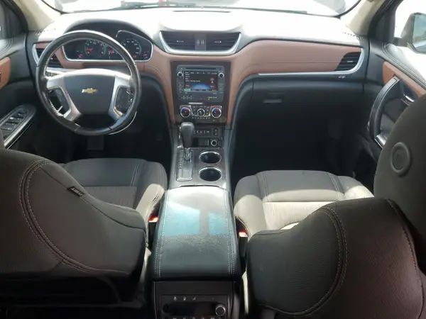 1GNKRGKD2HJ215819 2017 CHEVROLET TRAVERSE - Image 8