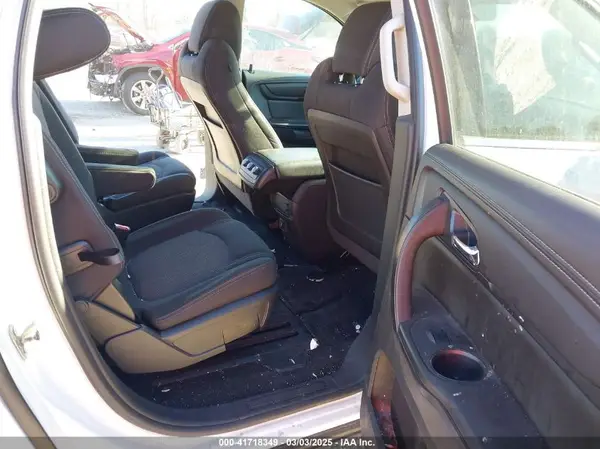 1GNKRGKD2HJ234757 2017 CHEVROLET TRAVERSE - Image 8