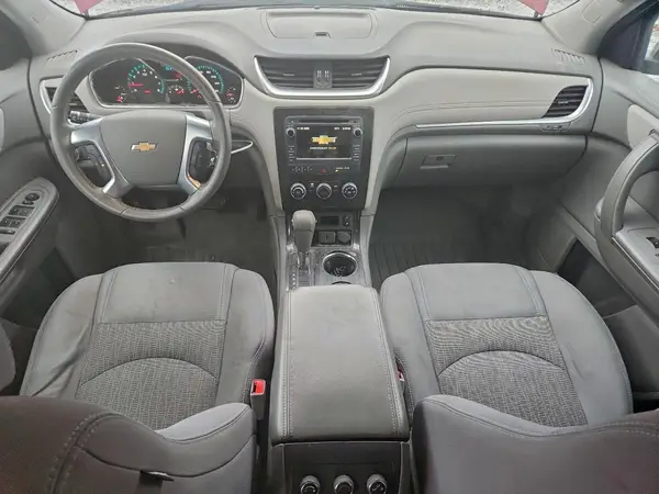 1GNKRGKD2HJ247928 2017 CHEVROLET TRAVERSE - Image 8