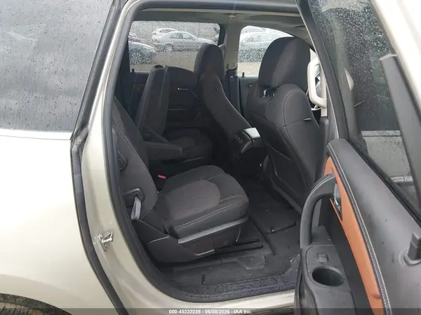 1GNKRGKD2HJ255379 2017 CHEVROLET TRAVERSE - Image 8