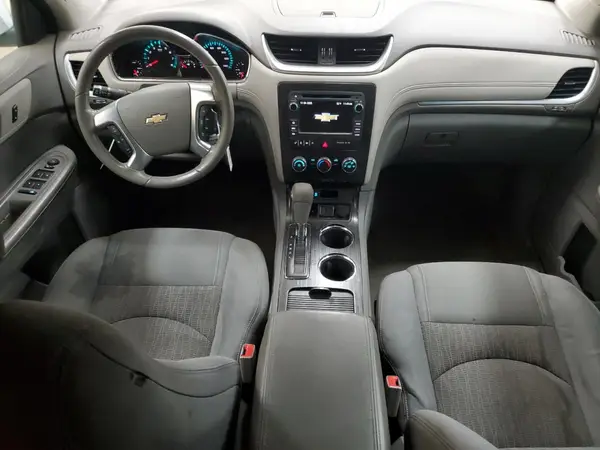 1GNKRGKD2HJ257987 2017 CHEVROLET TRAVERSE - Image 8