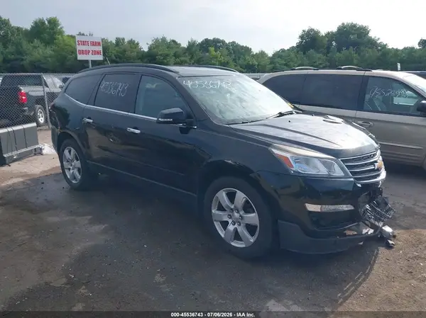 1GNKRGKD2HJ294697 2017 CHEVROLET TRAVERSE - Image 1
