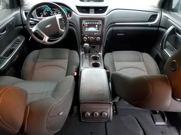 1GNKRGKD2HJ300580 2017 CHEVROLET TRAVERSE - Image 8