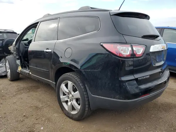 1GNKRGKD2HJ310008 2017 CHEVROLET TRAVERSE - Image 2