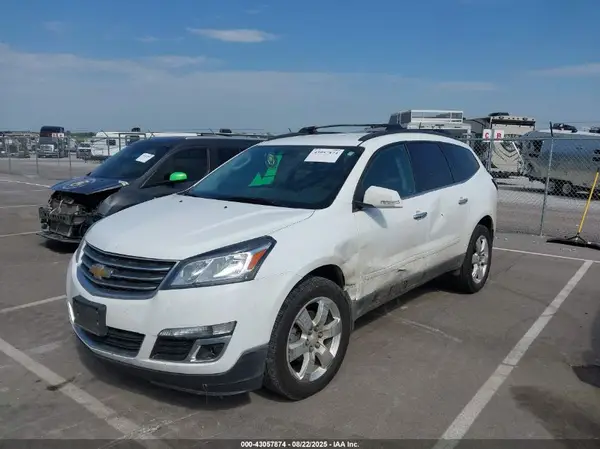1GNKRGKD2HJ316777 2017 CHEVROLET TRAVERSE - Image 2