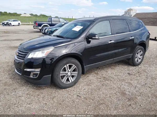 1GNKRGKD2HJ322613 2017 CHEVROLET TRAVERSE - Image 2