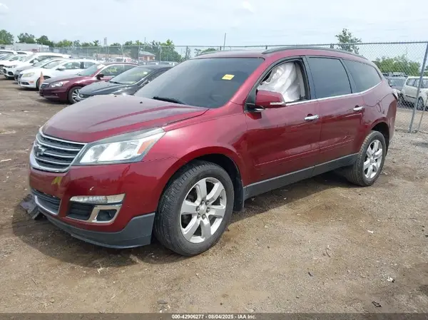 1GNKRGKD2HJ325687 2017 CHEVROLET TRAVERSE - Image 2